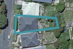 16 Woburn Road, Northland, Wellington