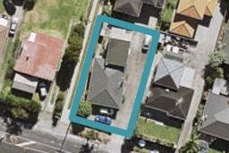 11 Raleigh Road, Northcote, Auckland