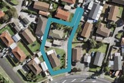 2/23 Etherton Drive, Weymouth, Auckland