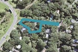 165 Marine Parade North, Piha