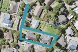 2/43 Squirrel Lane, Browns Bay, Auckland