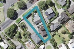 2/22 Ramsgate Terrace, Mairangi Bay, Auckland