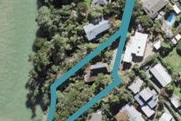 18 Oruamo Place, Beach Haven, Auckland