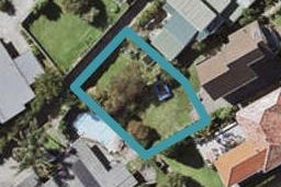 29A Tobruk Crescent, Milford, Auckland