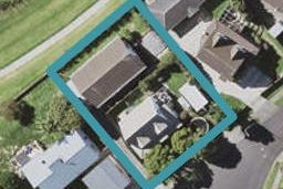 2/54 De Quincey Terrace, Highland Park, Auckland