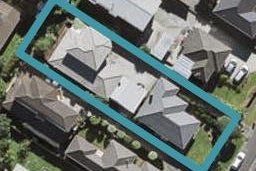 1/51 Hayr Road, Three Kings, Auckland
