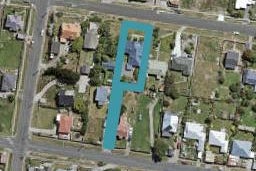 102 Foyle Street, Bluff