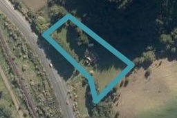 2122 State Highway 1, Hikurangi