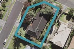 18 Chedworth Drive, Glenfield, Auckland