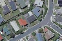 27 Somes Crescent, Newlands, Wellington