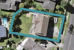 108 Glenmore Road, Sunnyhills, Auckland