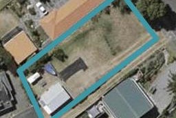 42 Eruini Street, Waikanae Beach, Waikanae