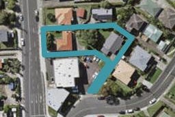 2/5 Forrest Hill Road, Milford, Auckland