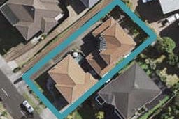 1/10 Calluna Crescent, Totara Heights, Auckland