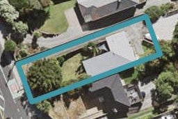 7 Lake Road, Northcote, Auckland
