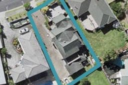6 Baulcomb Parade, Windsor Park, Auckland