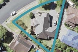 2 Bayside Drive, Browns Bay, Auckland