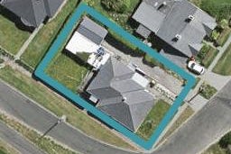 87 Burrows Street, Bluff