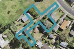 12 Aporo Tawhito Lane, Henderson, Auckland
