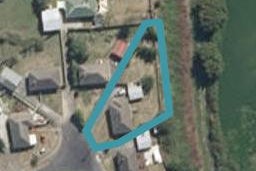 17 Ward Street, Bulls