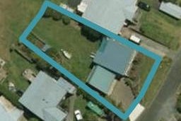 18 Karoro Road, One Tree Point