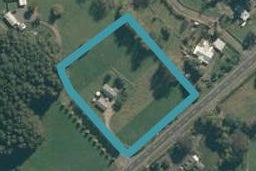 2041 Te Pahu Road, Whatawhata
