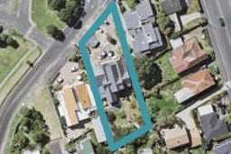84A Wairoa Road, Narrow Neck, Auckland