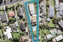 6 Cliff View Drive, Green Bay, Auckland