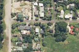 7 Stuart Street, Lake Kaniere, Hokitika