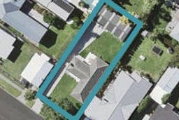 2 Creamer Avenue, Belmont, Auckland