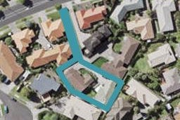 2/50 Millhouse Drive, Northpark, Auckland