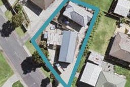 35 Farwood Drive, Henderson, Auckland