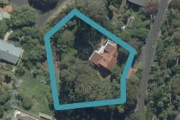 32 Irvine Road, The Cove, Dunedin