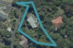 1 Howard Street, Macandrew Bay, Dunedin