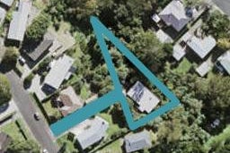 23 Crocombe Crescent, Beach Haven, Auckland