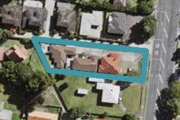 3/8 Lincoln Road, Henderson, Auckland