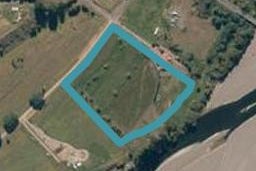 96 River Road, Waipawa