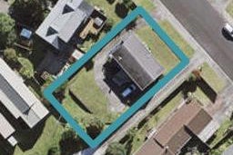 18 Hale Crescent, Bayview, Auckland