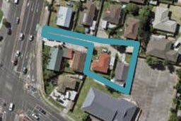 2/143 Te Irirangi Drive, Flat Bush, Auckland