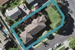 1 Penruddocke Road, Half Moon Bay, Auckland