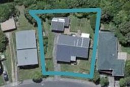 17 Ladbrooke Drive, Newlands, Wellington