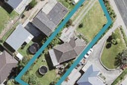39 Parrs Cross Road, Henderson, Auckland