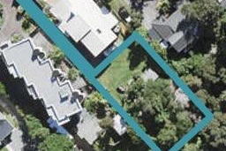 62A Island Bay Road, Beach Haven, Auckland