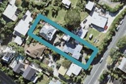2/836 Beach Road, Torbay, Auckland