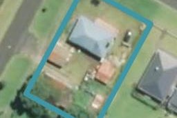 13 Longfellow Road, Ōpunake