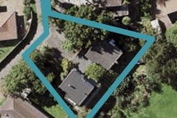 2/14 Birman Close, Half Moon Bay, Auckland