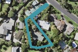 7 Pohutukawa Avenue, Shelly Park, Auckland