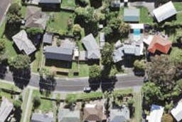 35 Lantana Road, Green Bay, Auckland