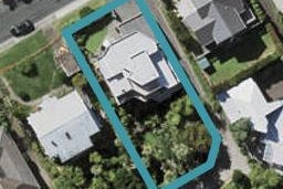 95 Norwood Road, Bayswater, Auckland