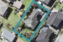 16A Scarboro Terrace, Murrays Bay, Auckland